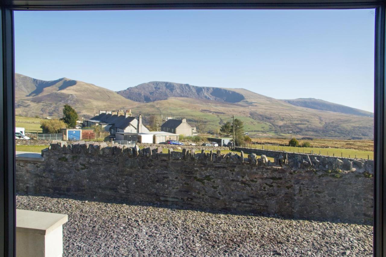 Canolfan Y Fron Nantlle Exterior photo